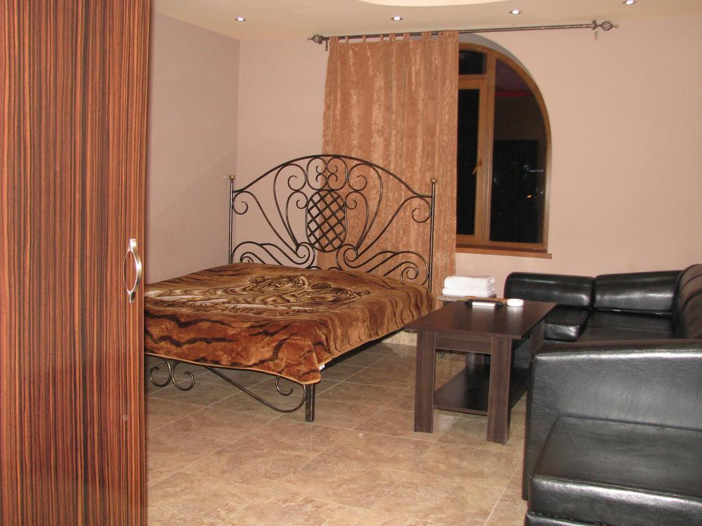 Princ Plaza Hotel Erevan Camera foto
