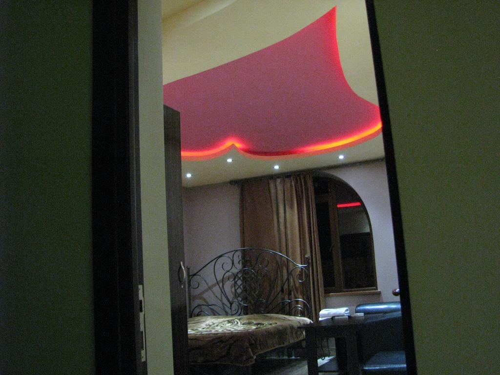 Princ Plaza Hotel Erevan Camera foto