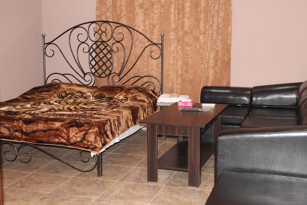 Princ Plaza Hotel Erevan Camera foto